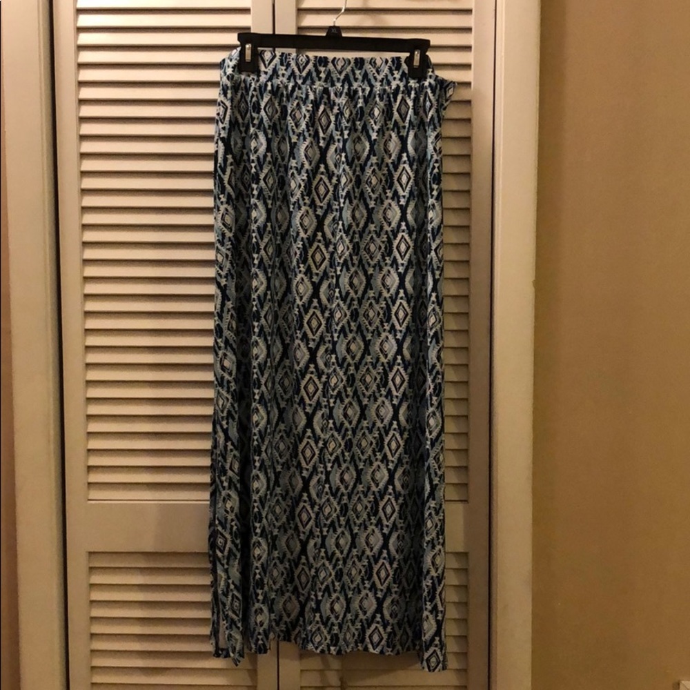 Patterned skirt